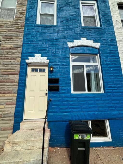 Blue House In Hampden Leilighet Baltimore Eksteriør bilde